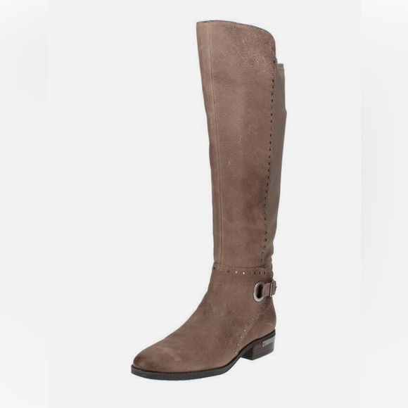 VINCE CAMUTO BOOTS - Picture 2 of 12